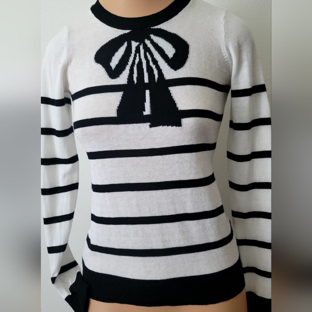 ❤️ Maison Jules Black White Striped Top/ Shirt Size XS   3 For $15